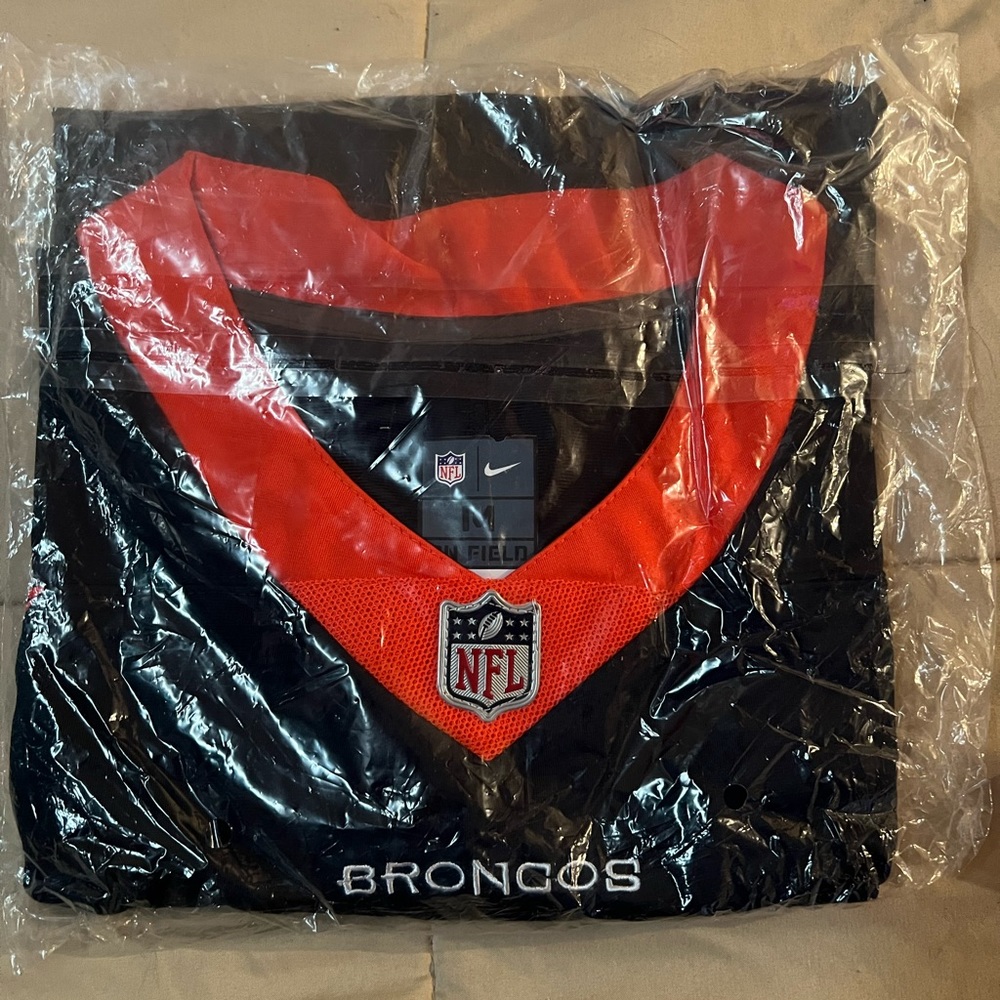 Nike Russell Wilson Navy Blue Denver Broncos Jersey *Size M*